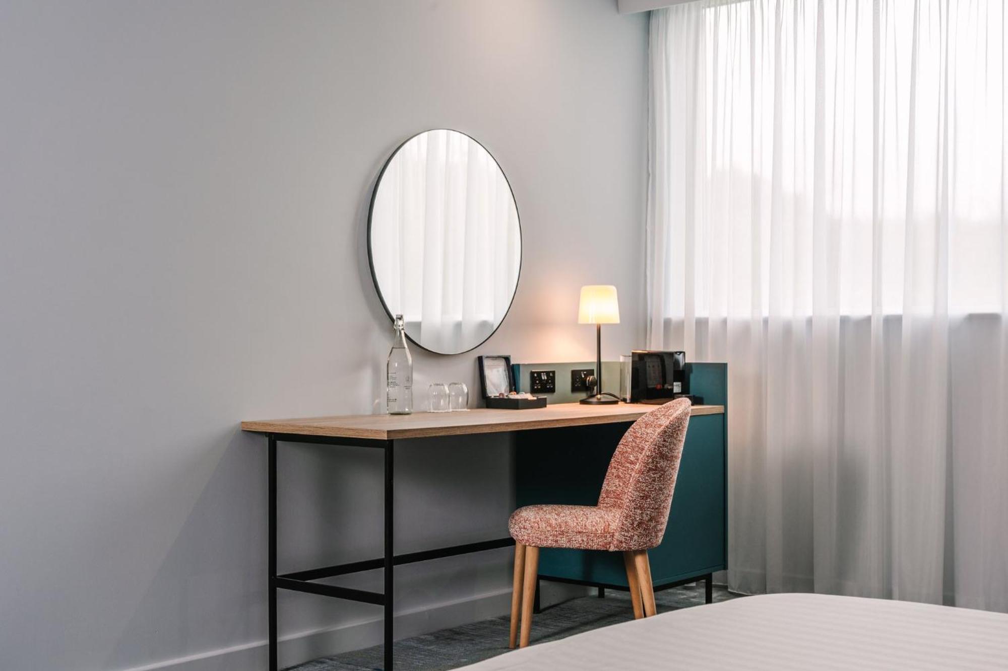 Voco Winchester Hotel & Spa By Ihg Zewnętrze zdjęcie